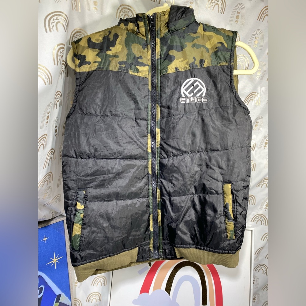 Enyce Kids Camo and Black Vest
